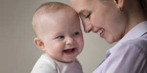 Dati malčka v vrtec ali ne? Stiska mnogih mamic