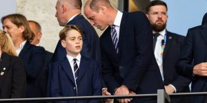 Presenetljivo pravilo princa Williama, kdaj otroku dati prvi telefon