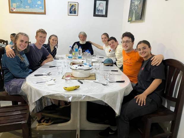 Filip Bezovnik, Pedro Opeka