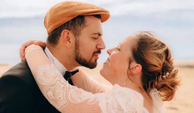 Corner Hero Image - Trije zakramenti v manj kot enem letu: zakonca, ki sta se vrnila k veri