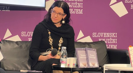 Od dveh otrok se je morala posloviti že med nosečnostjo: “Našla sem smisel, nisem jezna”