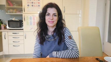 Izkušnja prezgodnjega poroda jo je močno zaznamovala in vplivala na njen poklic babice