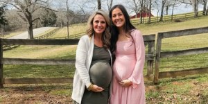 Dvojno presenečenje: najprej je nosečnost naznanila mama, nato še hči