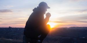 Vas preplavlja tesnoba? Zmolite to devetdnevnico