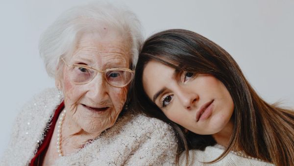 Mel & Fernande, une ode contemporaine aux liens familiaux