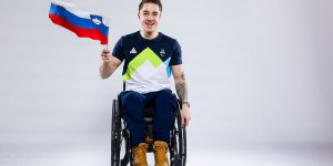 Po smrti sestrice in očeta mu je ljubezen do smučanja pomagala v najtežjih trenutkih