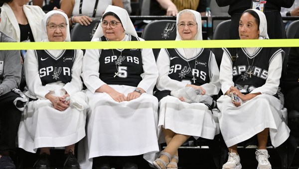 Nuns San Antonio Spurs