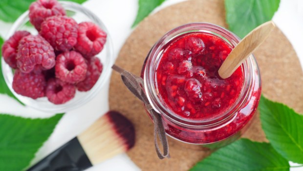 raspberry mask