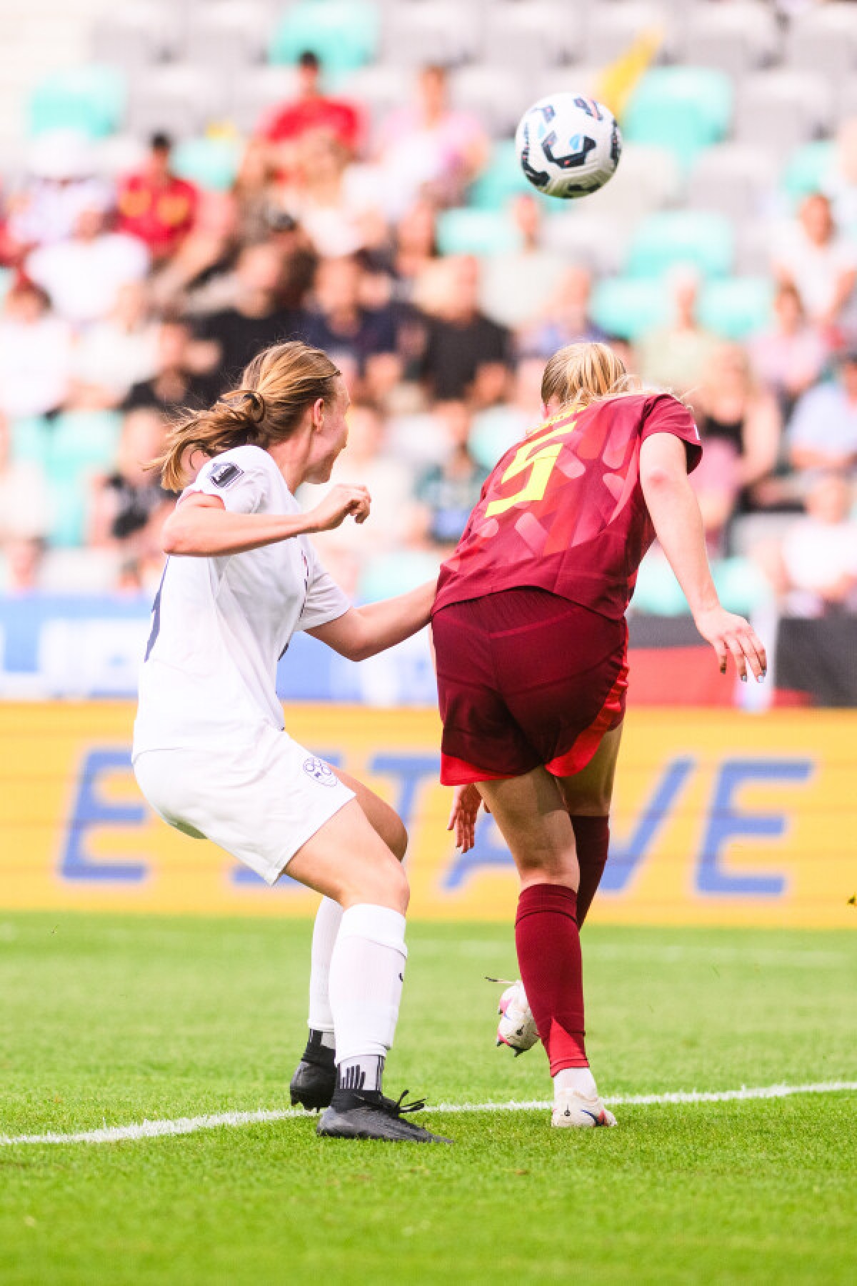 Mirjam Kastelec