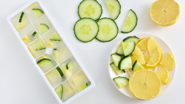 Cucumber and lemon ice cubes